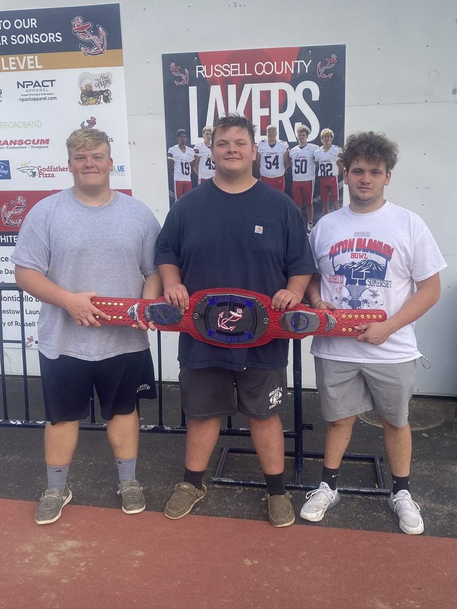 RCLaker_OL's tweet photo. Last lineman belt of the week goes to our 3 seniors. These 3 young men have set the foundation of our group. They have went through the good times and bad and they have shown GRIT and perseverance. I could not be more proud of these 3 young men.

#FWF⚓️ 
@RC_MightyLakers https://t.co/xP1QHjBrlX