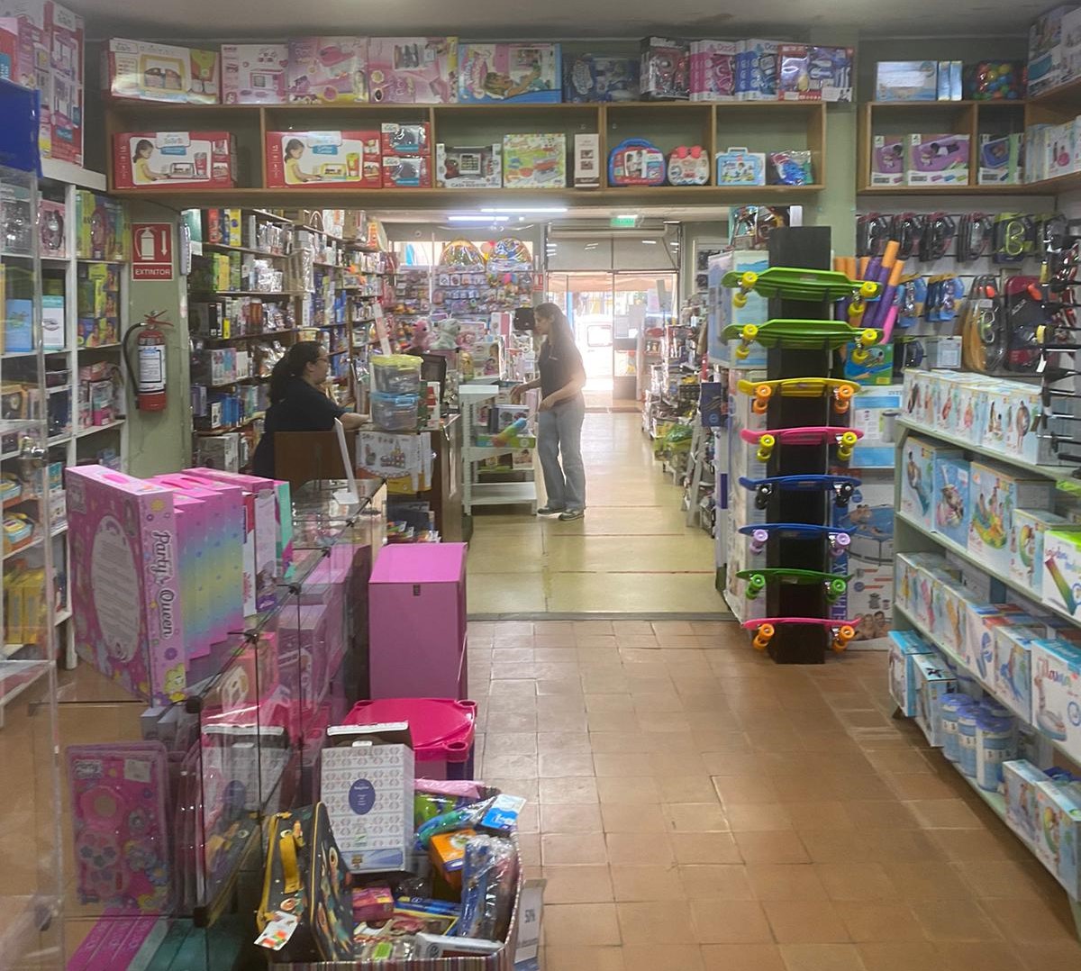 ANDEUruguay's tweet photo. 📍En Tacuarembó, nuestra pta. @carsanbal visitó empresas apoyadas por el #CentroPyme que han sido beneficiarias de varios de nuestros programas🙌
👉Librería Difusión
👉Servicios Gráficos
👉Mi óptica https://t.co/NGYrFrQPWi
