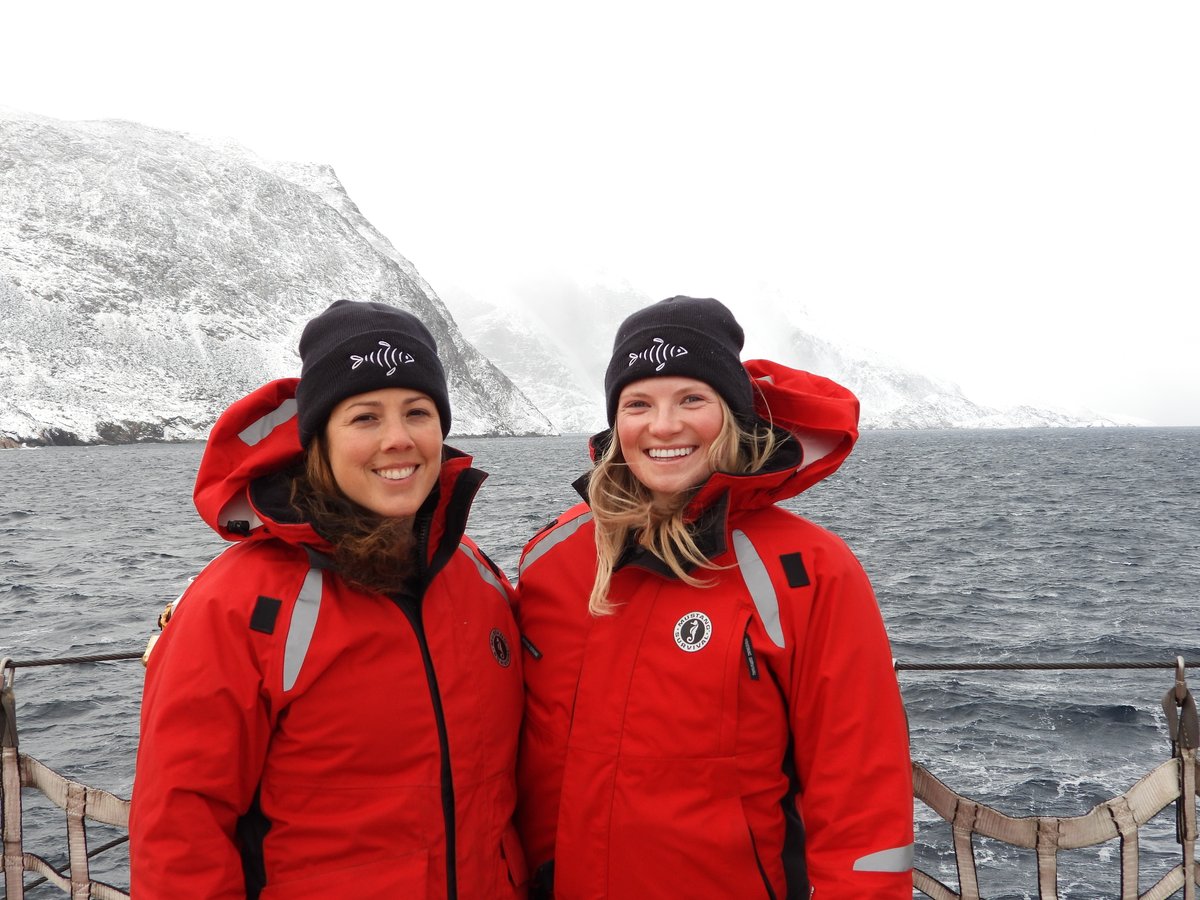 Marine Institute, Memorial University (@marineinstitute) on Twitter photo The first episode of #WaveCast is LIVE; listen on Spotify, Apple Podcasts, or wherever you find your podcasts 🎧🌊⏯️ miwavecast.alitu.com/1?order=newest
📷 <a href="/AmundsenThe/">Aboard the Amundsen</a> , Dave Cote, Jenny Herbig, Ashley Oates, Gabby Perugini, and <a href="/EugenieJacobsen/">Eugenie Jacobsen</a> The first episode of #WaveCast is LIVE; listen on Spotify, Apple Podcasts, or wherever you find your podcasts 🎧🌊⏯️ miwavecast.alitu.com/1?order=newest
📷 <a href="/AmundsenThe/">Aboard the Amundsen</a> , Dave Cote, Jenny Herbig, Ashley Oates, Gabby Perugini, and <a href="/EugenieJacobsen/">Eugenie Jacobsen</a>
