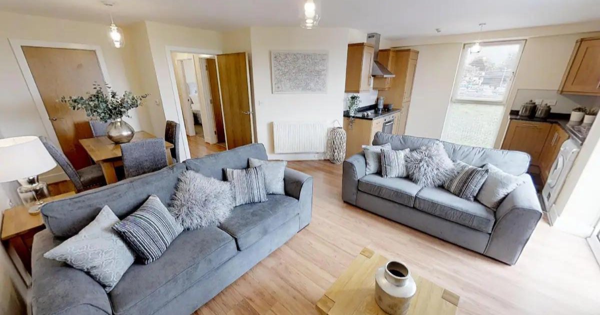 "A great location for exploring the city or driving into the Lake District." 
This recent review for our airbnb property in Carlisle captures why it is the perfect place to stay when coming to the area 🏙️ ⛰️ 
Book your stay 👉 bit.ly/mcknightairbnb