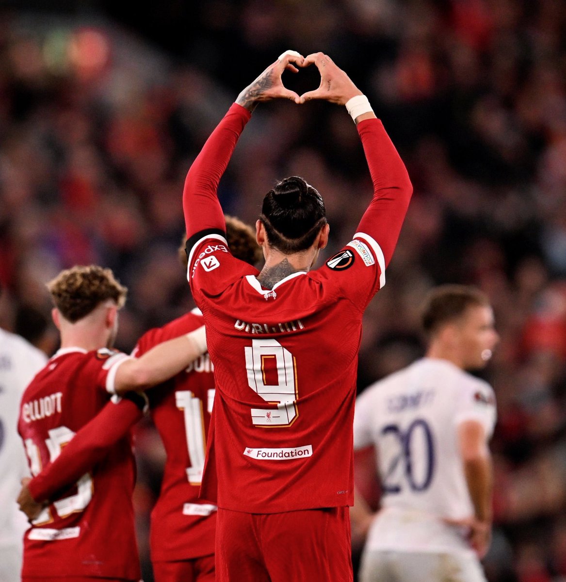 Liverpool Tasse Mit Nunez Aufdruck 22/23 - Offizielles Fanartikel