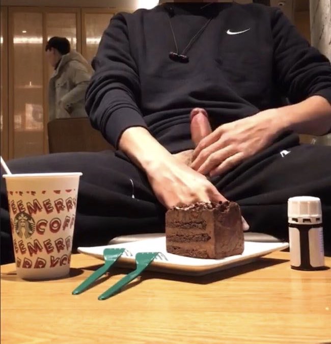 NSFW. k tweet media