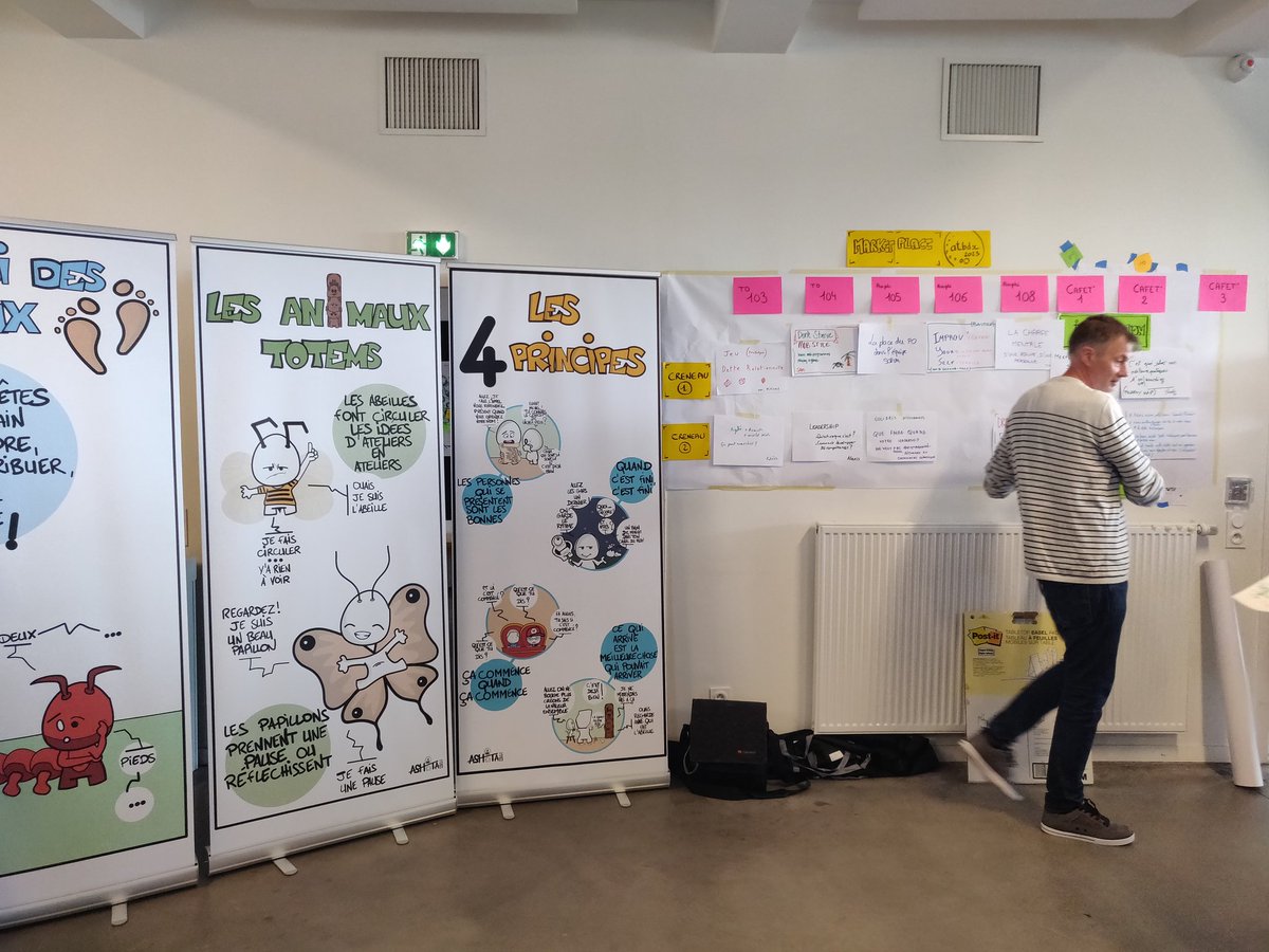 ChrisDENIAUD's tweet photo. La place du marché est bien remplie 🤩
#ATBdx #ForumOuvert https://t.co/pFV5BkVwYB