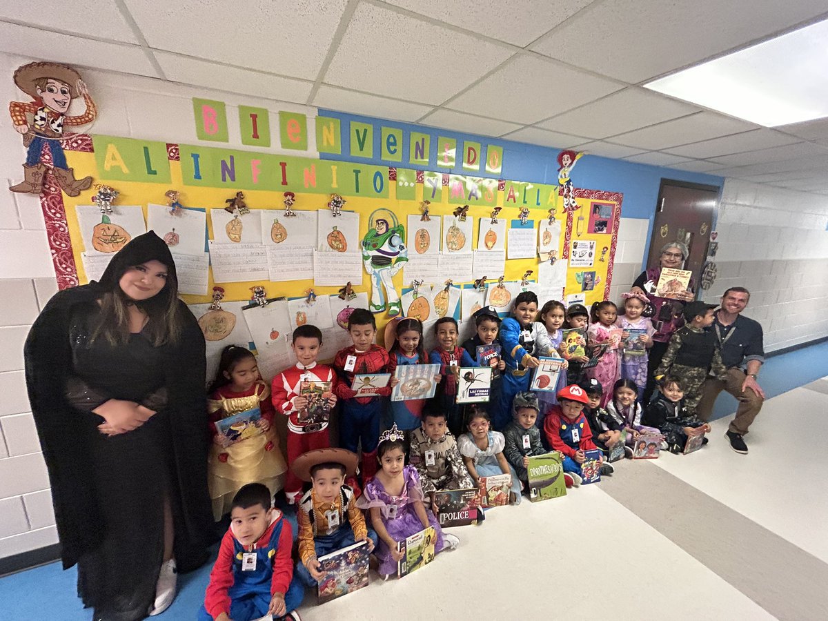 Trunk or treat 💜💜<a href="/BrownElementary/">Brown Elementary</a> <a href="/IrvingISD/">Irving ISD</a>
