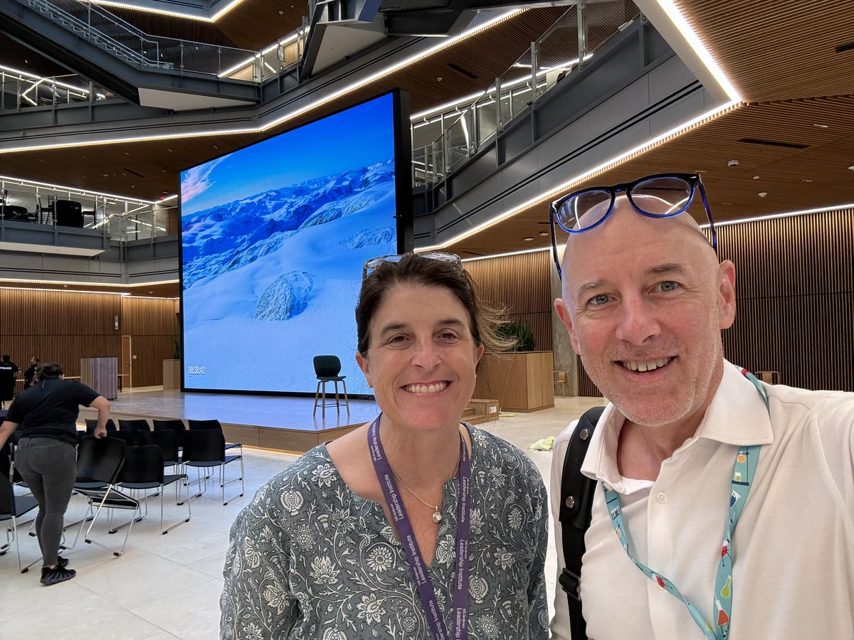 @utsystem @TheScottForbes @MDAndersonNews @UTHealthHouston @TAMUHealth @TXMedCenter “fashionably late” with @JenniferLitton.  Gorgeous building!