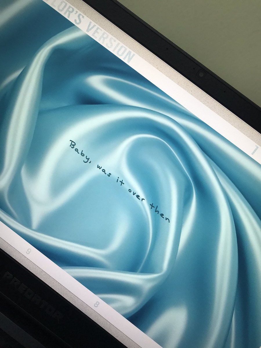 arsoro_'s tweet photo. listening to my fav track from the vault -Is it over? https://t.co/6G8SQoxuye