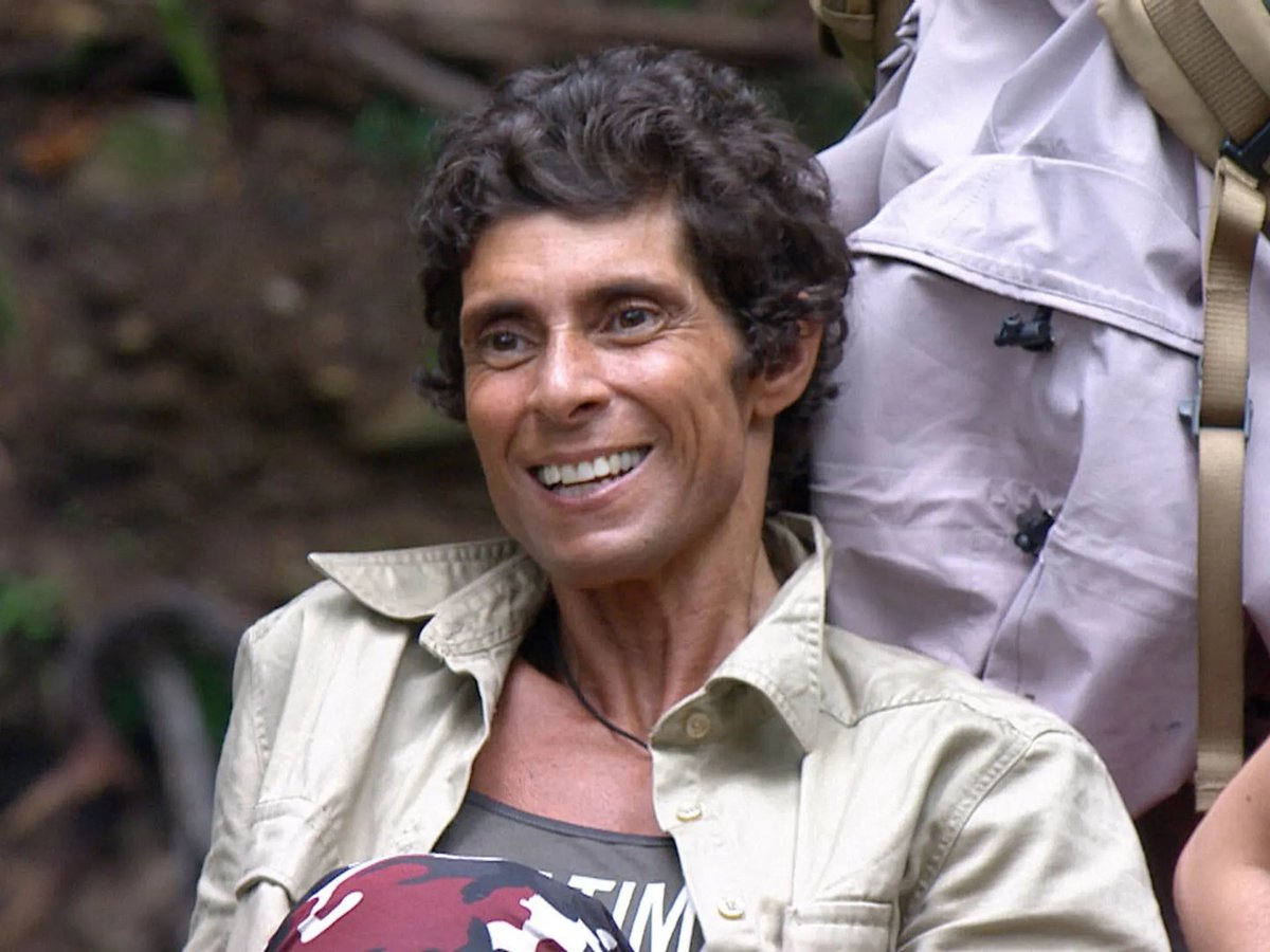 durhamonair's tweet image. Tune in from 11am this morning where Sam's guest is #Fatimawhitbread discussing foster care. Listen on DAB, on the app and at durhamonair.com