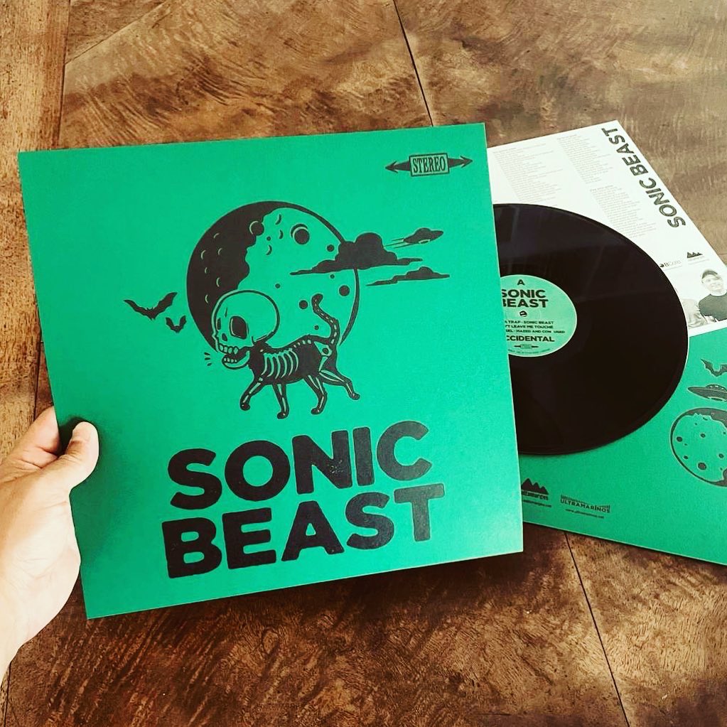 sonicbeastrocks's tweet photo. Avui surt ‘ACCIDENTAL’ el primer disc de la @sonicbeastrocks i estem refotudament feliços.

Gràcies a tothom que ho ha fet possible @bcoredisc @SaltamargesRecs @UltramarinosCB @vactarinokuma https://t.co/9YwxDolm2i