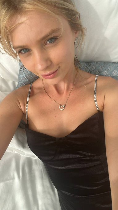 How are you? Let's go have a chat https://t.co/i5KllzJ1Eu https://t.co/L9QkOIWlyC