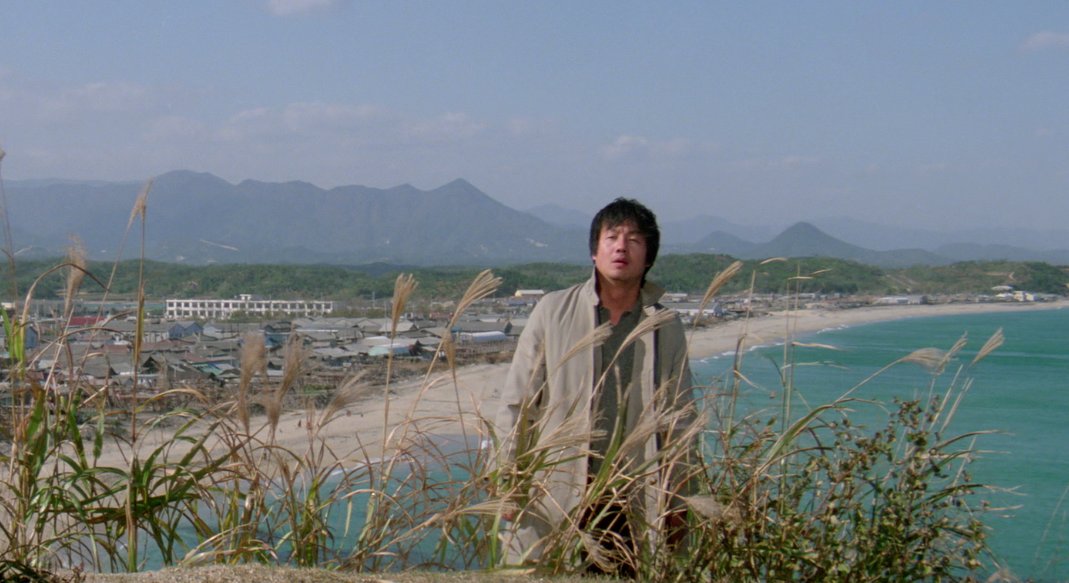 hanryu_2023's tweet photo. 『晩秋』上映中❗️

”国民の母”として慕われるキム・ヘジャが一時的に出獄した模範囚を、「冬のソナタ」の父親役で知られるチョン・ドンファンが犯罪組織に追われる青年を演じる。

シネマート新宿・シネマート心斎橋にて
🎬1週間限定上映🎬

#韓流映画祭2023 https://t.co/Ex0wuRJyjs