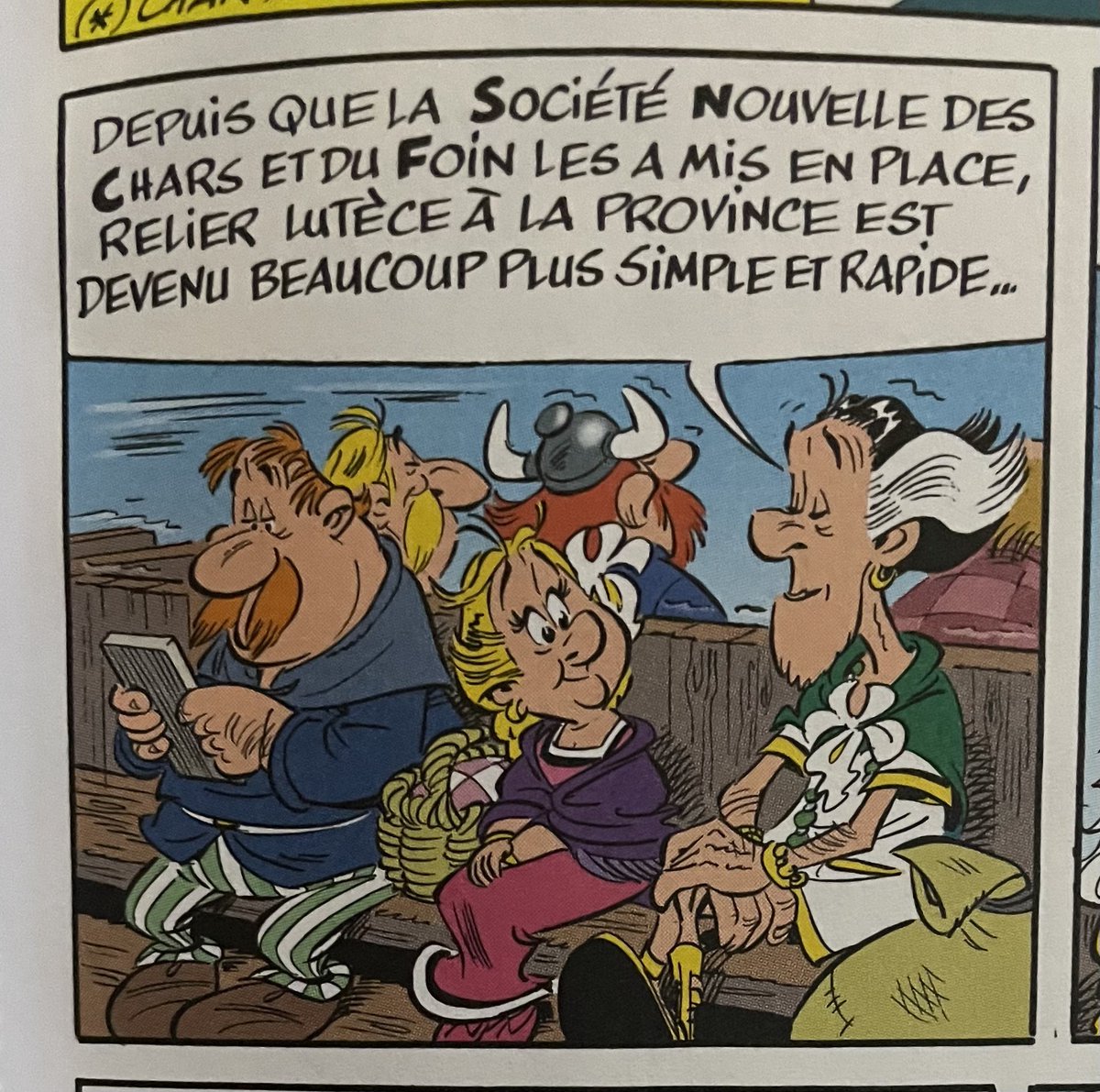 BARILLOT PASCALE (@barillotp) on Twitter photo 📚Un grand moment, ce dernier Astérix. Petite pensée pour mes amis de <a href="/GroupeSNCF/">Groupe SNCF</a> (Société Nouvelle du Char à Foin) .. #VendrediLecture #Compublique 📚Un grand moment, ce dernier Astérix. Petite pensée pour mes amis de <a href="/GroupeSNCF/">Groupe SNCF</a> (Société Nouvelle du Char à Foin) .. #VendrediLecture #Compublique