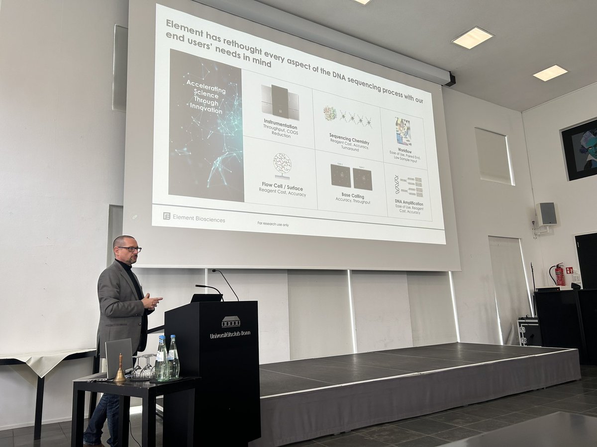 AGD e.V. (@agd_ev) on Twitter photo Next talk is from Oliver from <a href="/ElemBio/">Element Biosciences</a>, where he talks about new sequencing and analysis solutions #AGD2023 Next talk is from Oliver from <a href="/ElemBio/">Element Biosciences</a>, where he talks about new sequencing and analysis solutions #AGD2023