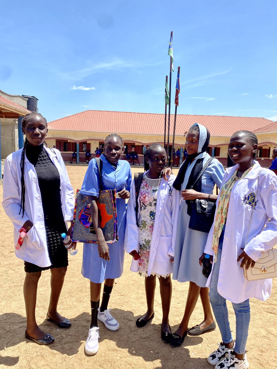 YJongroor's tweet photo. When you are a healthcare provider you are automatically a teacher #HealthEducationonDrugsandsubstancesabuse # At St Lawrence secondary school. #SouthSudan #SSOT https://t.co/trFnaFRuen