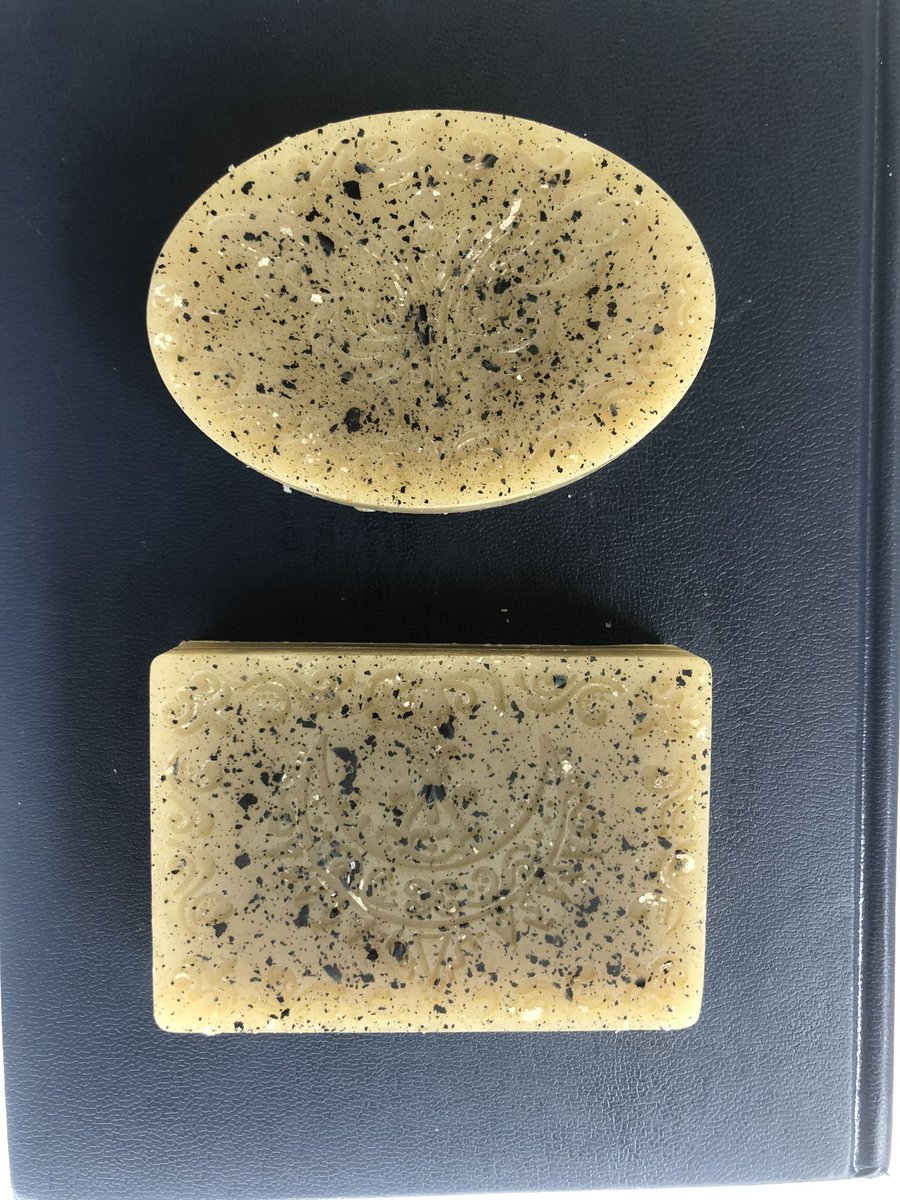 Amongst my interviewees yesterday, I interviewed a bio chemist recent graduate… who wanted a reception job. 
Ofcourse i did not give a receptionist job, I asked to partner her and sponsor her. 

She makes medicinal 🧼 soaps , specializing on anti-fungal herbal soap. It cures any