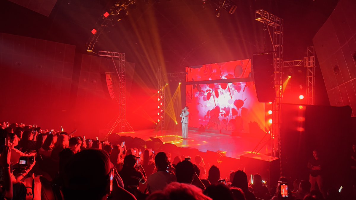 Happening right now: Mew’s 2023 Fanmeet in Manila

#MEWinMANILA2023 by <a href="/makeitliveasia/">makeitlive</a>
#MewSuppasit #มิวศุภศิษฏ์