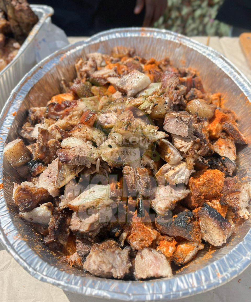We are readily available to serve you the best grills fresh from our farms at all your celebrations. Is it #pork,  #goat, #sheep, #cow, #chicken, or catfish you want? Just name it. Call 0268873422 to book us now!

#MellowGrills
#QualityProtein
#MellowFarmsGH
