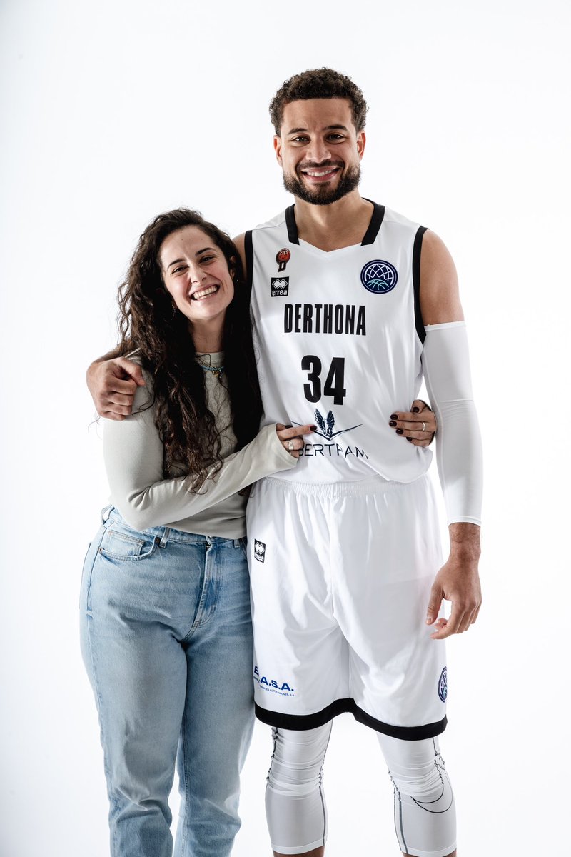 GiuliaPesino's tweet photo. Here we gooo🏀🤪 #season7 https://t.co/RoUYgbitqt