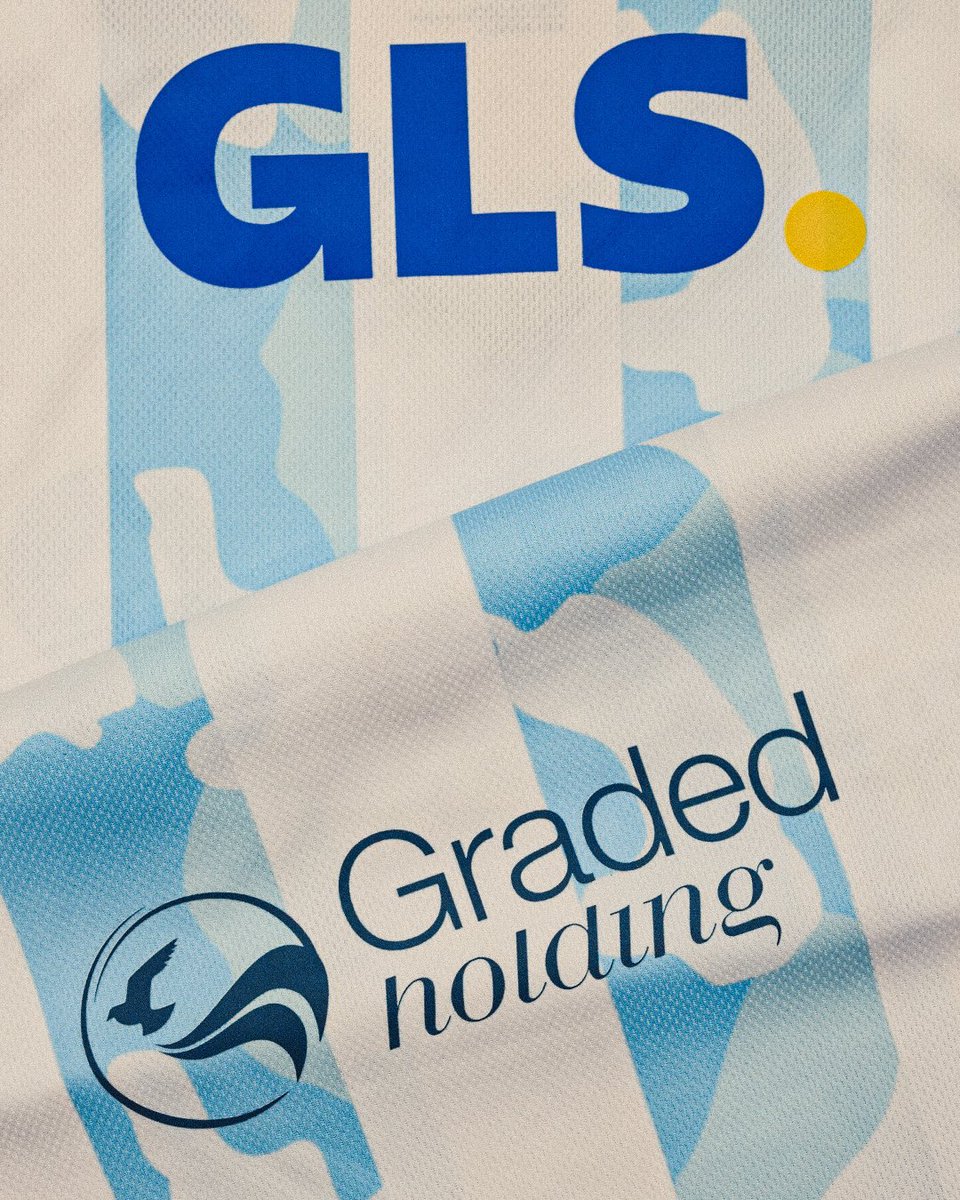 basket_napoli's tweet image. 𝗟𝗮 𝘁𝗲𝗿𝘇𝗮 𝗺𝗮𝗴𝗹𝗶𝗮 𝗱𝗲𝗹 𝗡𝗮𝗽𝗼𝗹𝗶 𝗕𝗮𝘀𝗸𝗲𝘁: 𝘂𝗻 𝗼𝗺𝗮𝗴𝗴𝗶𝗼 𝗮𝗶 𝗰𝗼𝗹𝗼𝗿𝗶 𝗱𝗲𝗹𝗹'𝗔𝗿𝗴𝗲𝗻𝘁𝗶𝗻𝗮 𝗲 𝗮𝗹𝗹𝗮 𝗹𝗲𝗴𝗴𝗲𝗻𝗱𝗮 𝗠𝗮𝗿𝗮𝗱𝗼𝗻𝗮. 🇦🇷🏀🔥

🔗 Scopri di più:
napolibasket.it/la-terza-magli…

#NapoliBasket | #Givova | #ThirdKit 💙