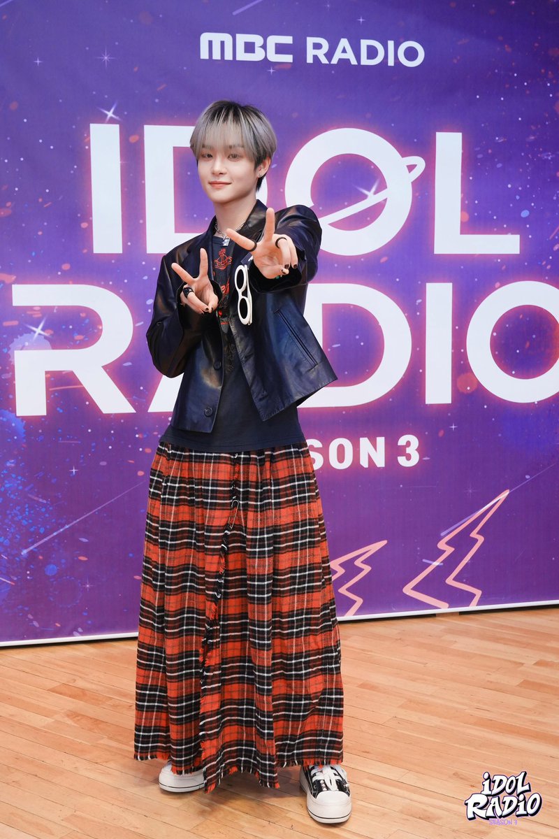 Standing tall and confident on this amazing wooden floor, spreading peace and harmony with a simple ✌️