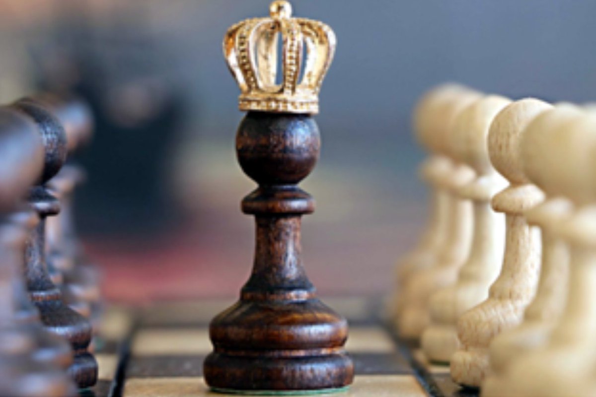 IOPMidlands's tweet photo. Join #iop and @PhysWlv at their next talk about  #Chess and correlation as the game progresses 9 November, 5pm at the University of Wolverhampton. #Quantum  #Physics More info ➡️https://t.co/Z7hgs1l2Wg https://t.co/dw9CmarBAw
