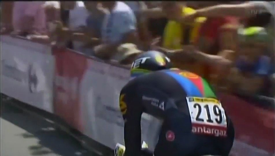 4khd__'s tweet photo. nuove gare aggiunte nel loop del nostro telegram bot [thread]

(link canale -> https://t.co/TVXUJCyMlB)

Frame #4329 from Tour De France 2015 Stage 1-2 https://t.co/91ltxrNjJT