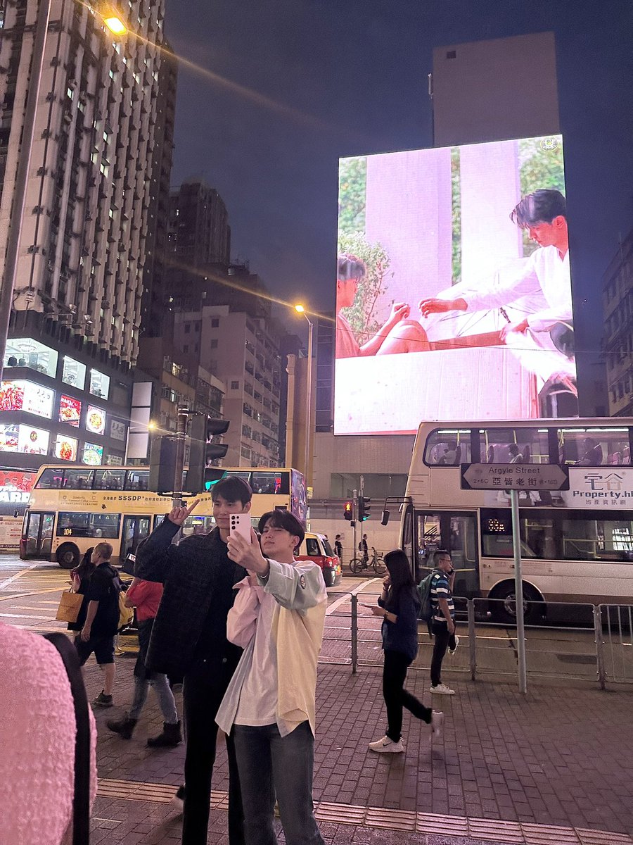 Sixsuperstars's tweet image. Super cute LED from #Domjiw ✅ #JaFirst1stFanMeetinginHK