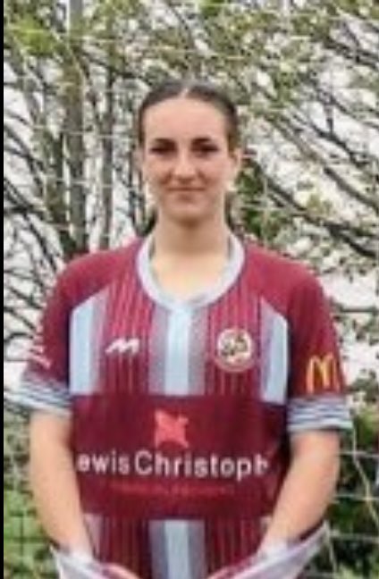 TaylorCaira's tweet photo. U14s, U18s and adults ⚽️💙💜 this club has always felt like home to me and I’m so proud to still be able to represent them 💪🏻 @WobWavfc https://t.co/lVxokqlA2L