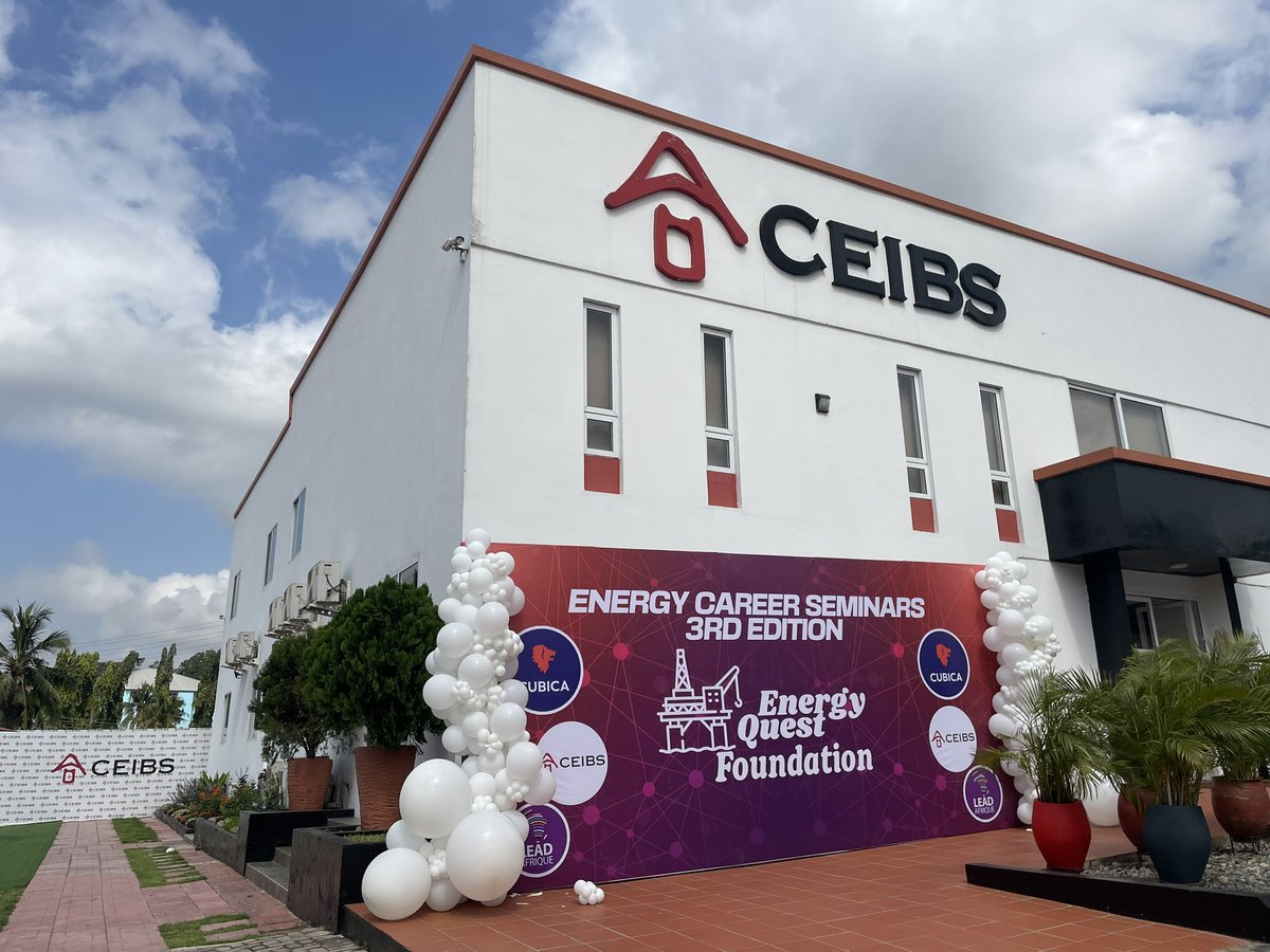 energyquestgh's tweet image. The stage is all set! The energy career seminar is about to kick off.🚀

Get ready for an exciting journey into the world of energy careers, where experts and innovators share their insights and wisdom.💪👩‍🔬👨‍💼

#ECS2023