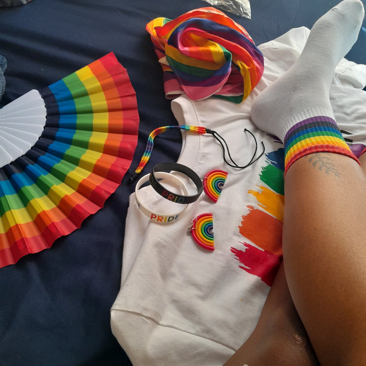 saucybeanitunzi's tweet photo. Trying to figure out a #Pride outfit for this weekend that screams "I'm not an ally, I'm a member"
#LiveOutProud https://t.co/pn5Aw0Cl50