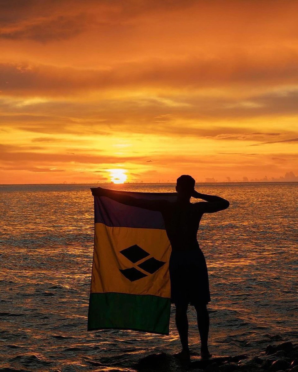 StvincentGren's tweet photo. Land of my birth I pledge to thee,
My loyalty and devotion,
In all I think or say or do.

📸 by shootinwithcj I Rep 784 🇻🇨

🫅🏾: franklyn_steinz https://t.co/kS1M3mQj2S