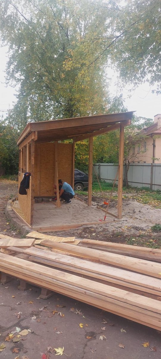 Construction of the second building was completed in just 12 days! 
This structure is dedicated to housing the grain grinding machine, and the beautiful 🚪door is worth admiring 😁
Our gratitude goes to all those who assisted with the construction 🚧❤️‍🔥

#volunteers #volunteering