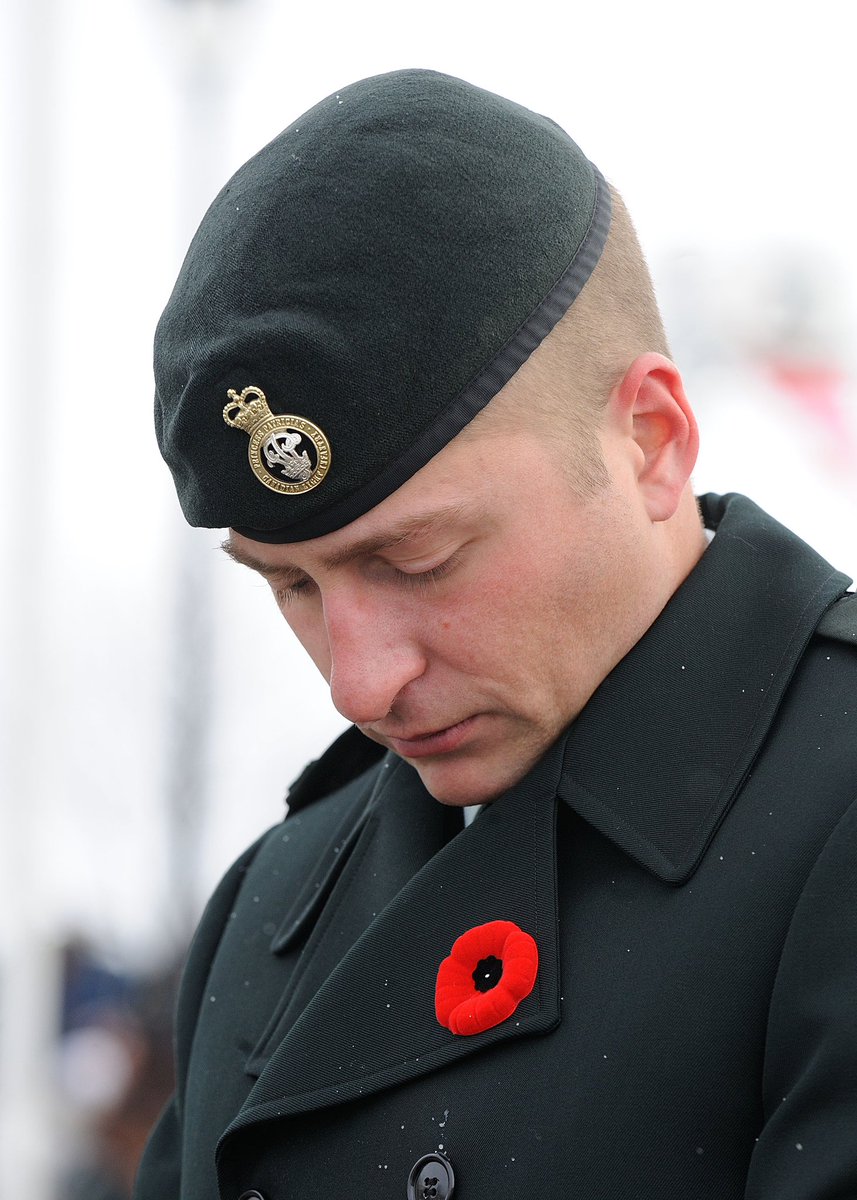 Starting today until November 11th, <a href="/CanadianForces/">Canadian Armed Forces</a> members shall wear a Poppy. It is a poignant symbol of remembrance, honouring those who sacrificed for the freedoms we cherish today. #LestWeForget