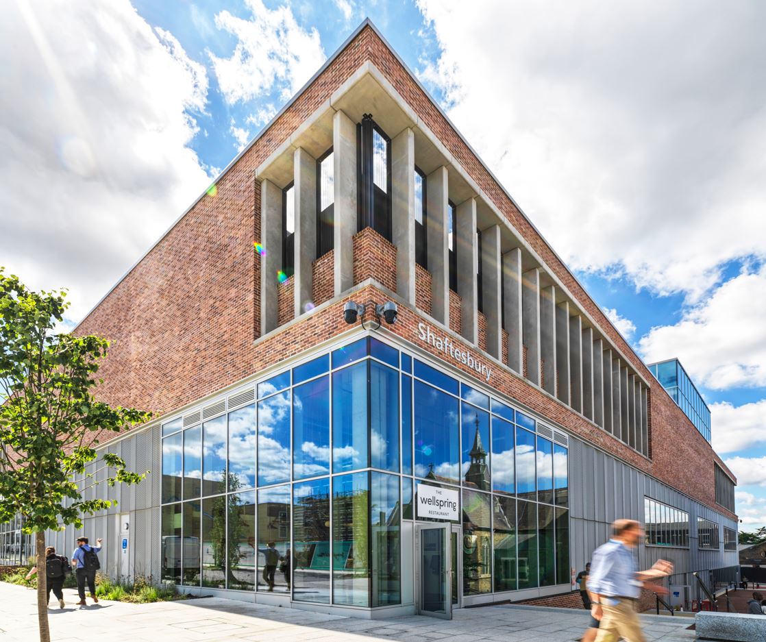 SWLSTG's tweet photo. Welcome to Shaftesbury! π₯
The state-of-the-art building opened this month and marks the completion of our Β£150m transformation of Springfield Hospital.
Building the best facilities for our patients and staff is key to achieving our mission, #MakingLifeBetterTogether π https://t.co/wpdPBgCVYm
