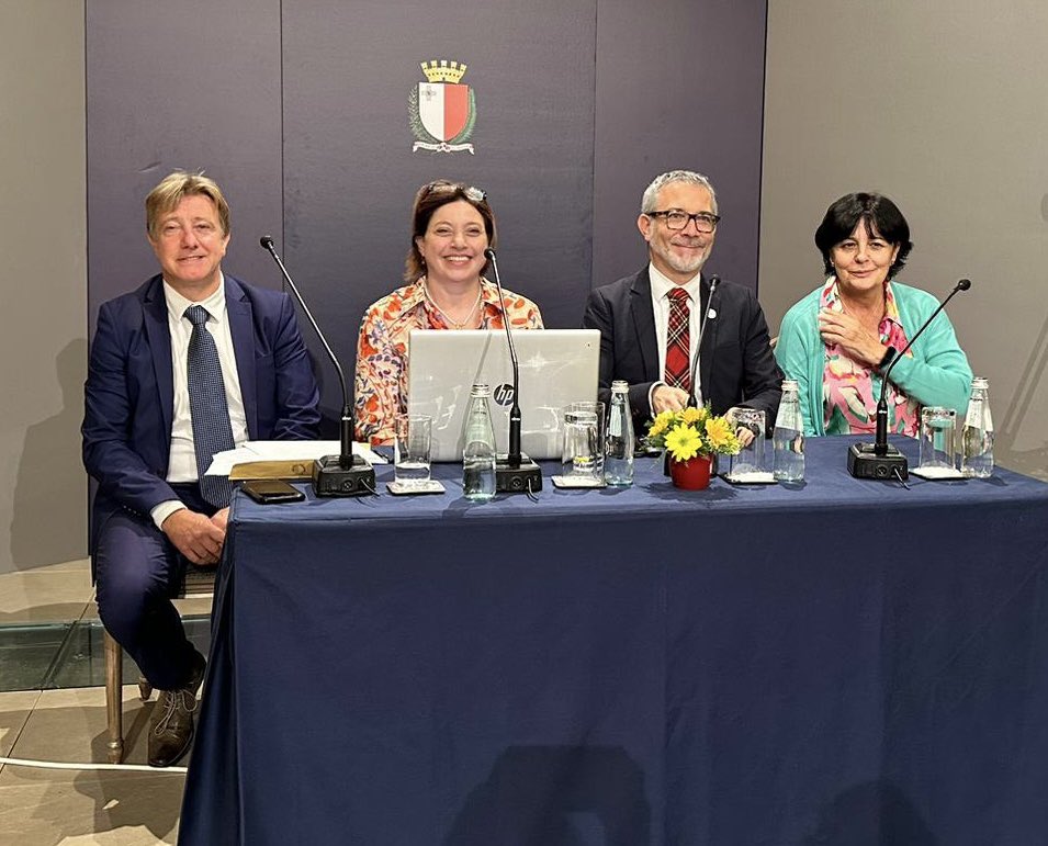 D_Quere's tweet photo. Round table of #MultiplierEvent to share #STESSIE @EUErasmusPlus KA02 outputs :
· Coordination 🇧🇪 Flanders 👍
· Training Event 🇲🇹 Malta 🙏
· Digital management and web application #Inclusion 🇫🇷 @Ih2ef 
· Next step :  🇪🇸 Paìs Vasco 
cc @CTorossian_Off @SiciIn https://t.co/VikQbGsFFB
