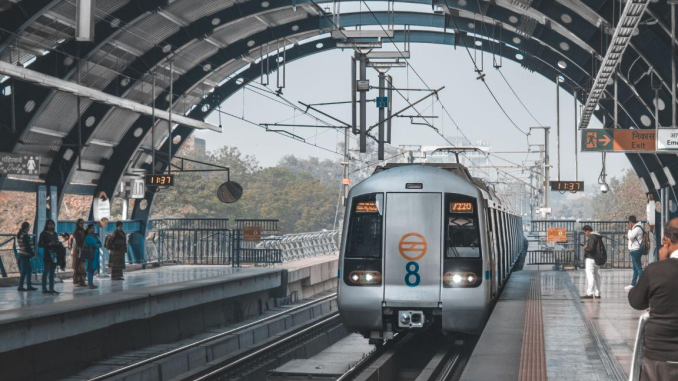 RailAnalysis's tweet photo. #DelhiMetro invites #tender for supply and #installation of #fasteningsystem for mitigation of vibration in #undergroundsection of Line-6
Read more...https://t.co/7SL2OLqSak
@OfficialDMRC
#DMRC #metro #infrastructure #stations #construction #metroline6 #track #project https://t.co/1L03ZlNvHB