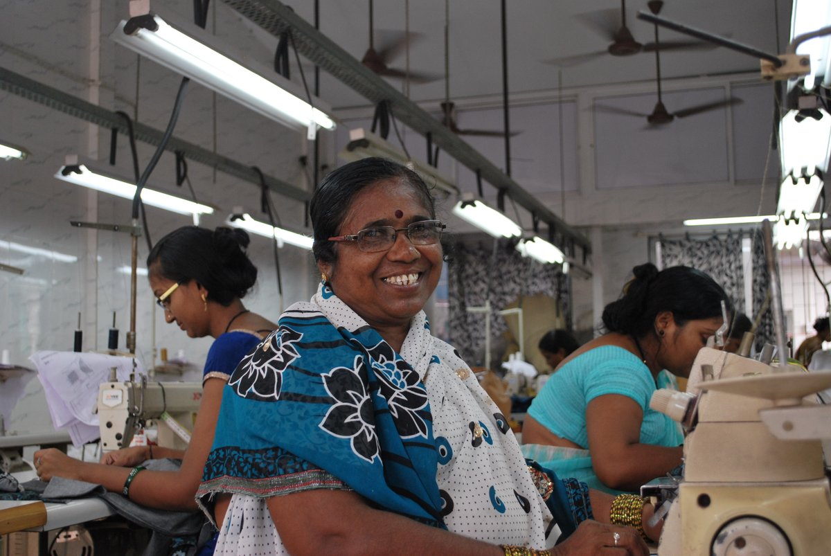 En el último año las ventas de ropa y textil de #ComercioJusto aumentaron en 1,3 millones de euros. La mayoría de estos productos fueron elaborados en países como India, Bangladés y Turquía, en condiciones dignas, garantizando los #DDHH y #derechoslaborales