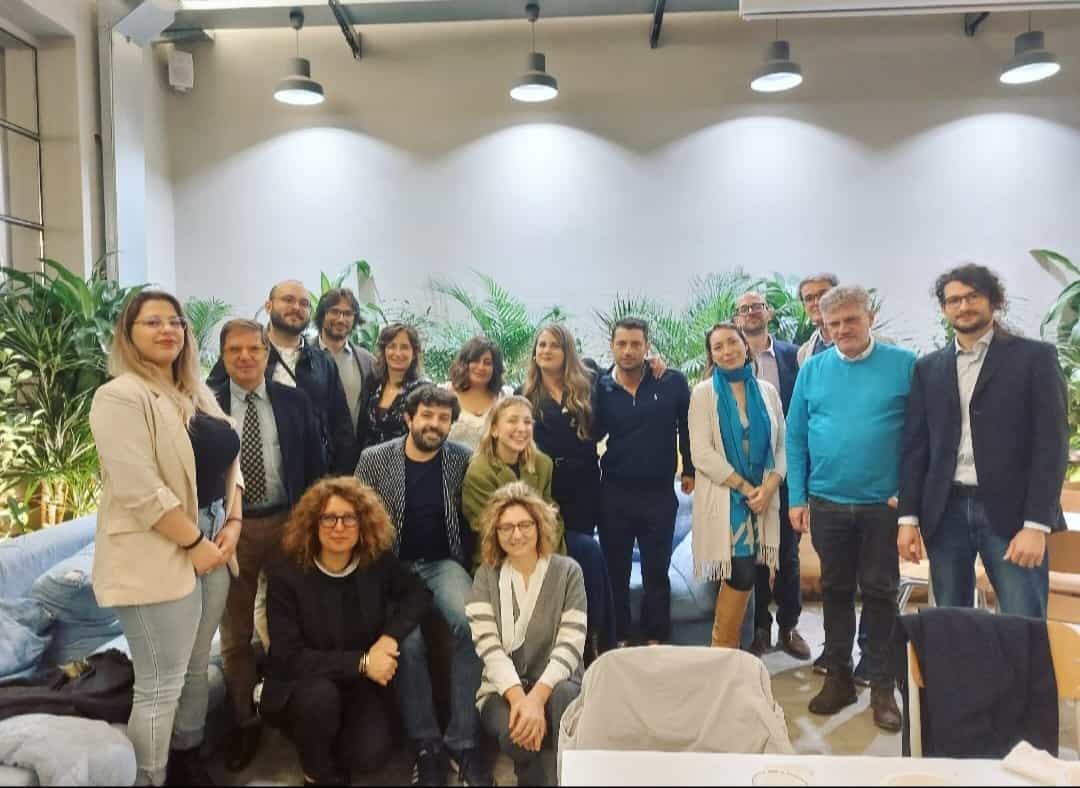 Si è tenuta lo scorso 24/10 presso il Dipartimento Design del Politecnico di Milano la presentazione del volume AAA – Humanizing Energy – Progetti e lessici per la transizione energetica, con i risultati del primo anno del progetto di ricerca DE-Sign.
efficienzaenergetica.enea.it/vi-segnaliamo/…