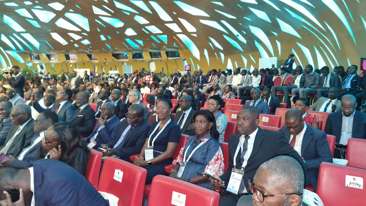 FFipme's tweet photo. LA FIPME, PREND PART A LA CEREMONIE D’OUVERTURE DE LA 11e EDITION DE LA CGECI ACADEMY 2023 !!

lien de l'article: https://t.co/F4BSy1MzDc https://t.co/5pOpUEBbj0