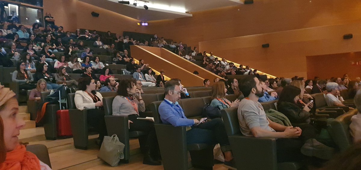 Difícil extraer conclusiones del #CCSC23 pero lo prioritario e imprescindible es colaborar, profesionalizar y evaluar la #ComunicaciónCientífica para seguir avanzando.

🔝 <a href="/CCSCiencia/">Congreso de Comunicación Social de la Ciencia CCSC</a> <a href="/aecomcientifica/">AEC2</a> #CCSC99 #LaResistencia
