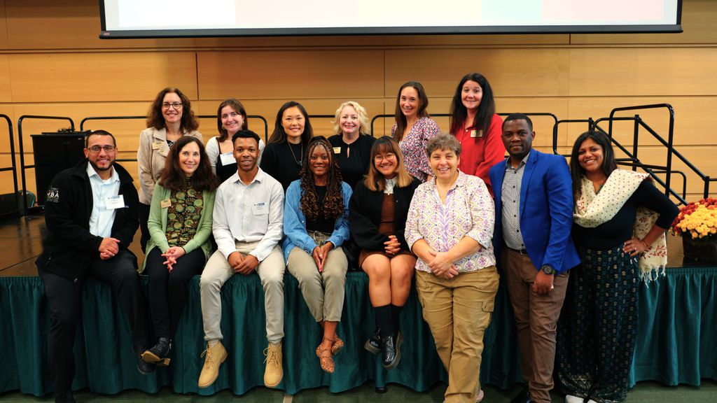 VtSBDC's tweet image. Connections. Resources. Vermont’s small businesses moving forward. 

This new video highlights how connecting with one of the Community Navigators network of partners connects with all.

buff.ly/48SH7XD

#CommunityNavigators
#CNPP
#InspiringEntrepreneurs
#Vermontbusiness