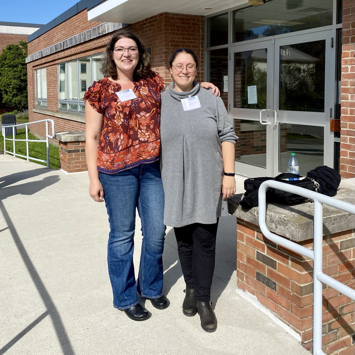 VtSBDC's tweet image. Connections. Resources. Vermont’s small businesses moving forward. 

This new video highlights how connecting with one of the Community Navigators network of partners connects with all.

buff.ly/48SH7XD

#CommunityNavigators
#CNPP
#InspiringEntrepreneurs
#Vermontbusiness