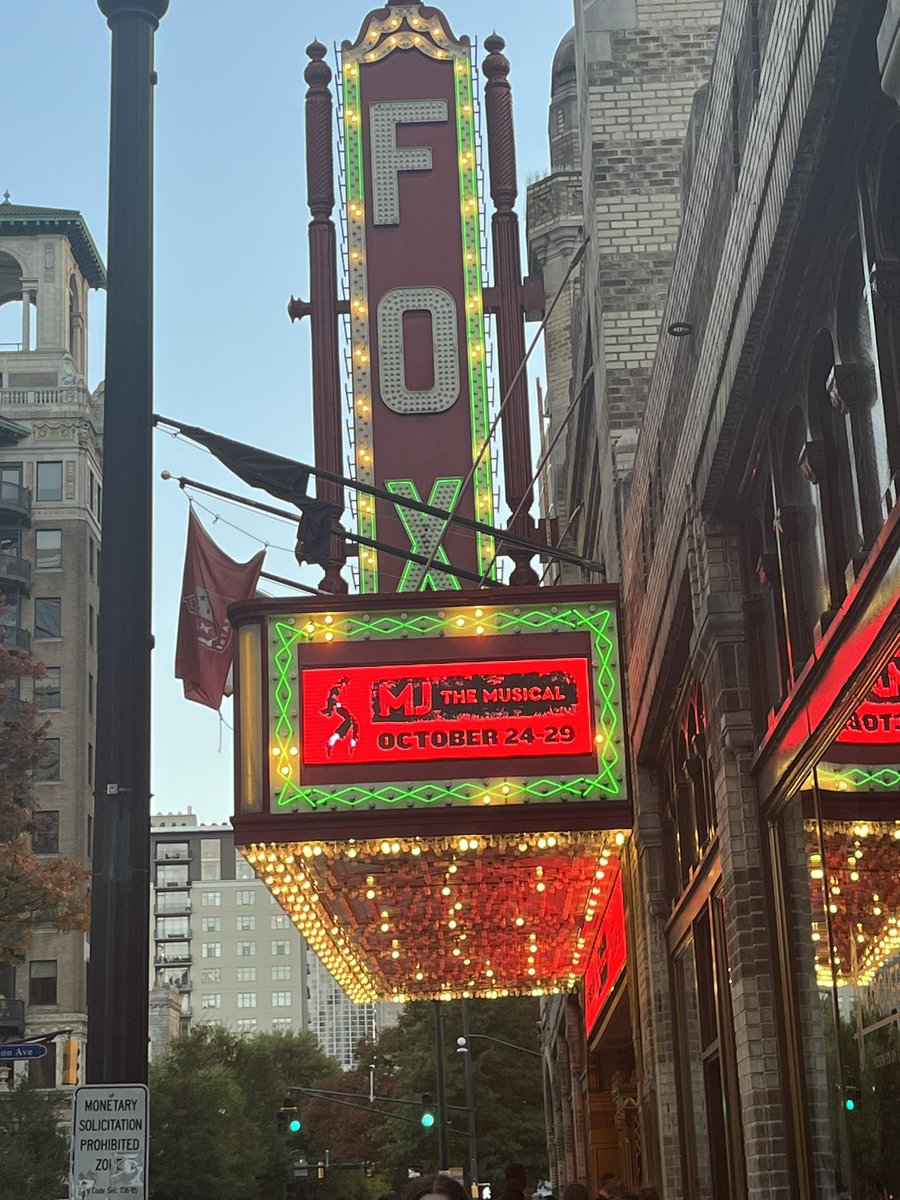 HalterLaura's tweet photo. The ‘23-‘24 season of @broadwayatlanta could NOT have asked for a better opener.  @MJtheMusical was spectacular!  Roman Banks blew us away, as did the rest of the cast and crew.  @TheFoxTheatre https://t.co/d3OkqF8Vg0