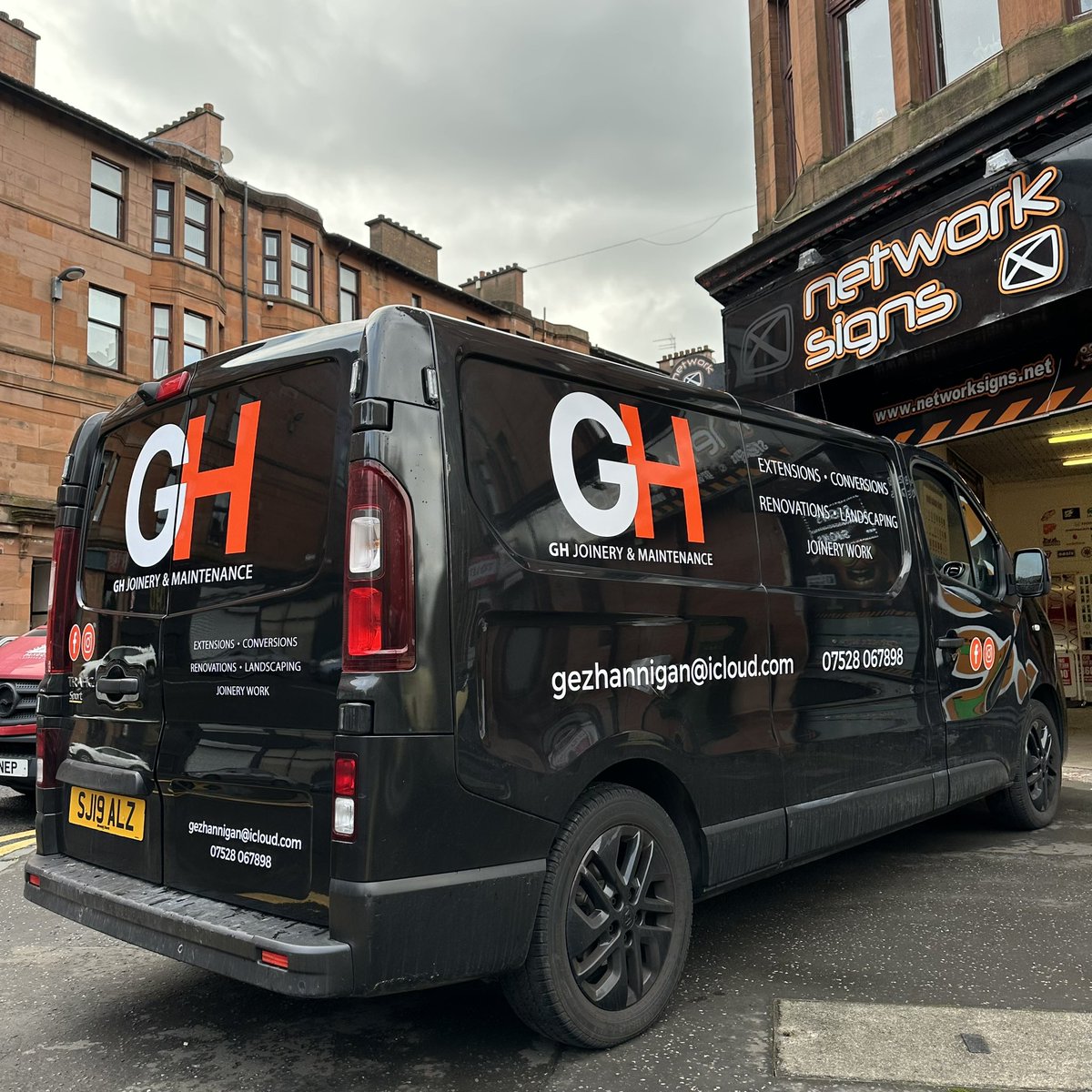 networksigns's tweet image. Van installed this morning for a new customer GH Joinery &amp;amp; Maintenance 🪚 🔨 
#networksigns #vangraphics