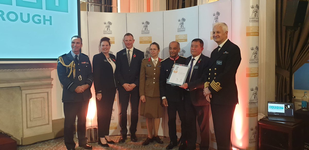 BarnetCouncil's tweet photo. Barnet Council has been recognised for its commitment and continued support to the Armed Forces, and has received a Ministry of Defence Employer Recognition Scheme Gold Award.

Read the full story here 👉 https://t.co/hyX6ztHdOD https://t.co/kP0LzcCQIV