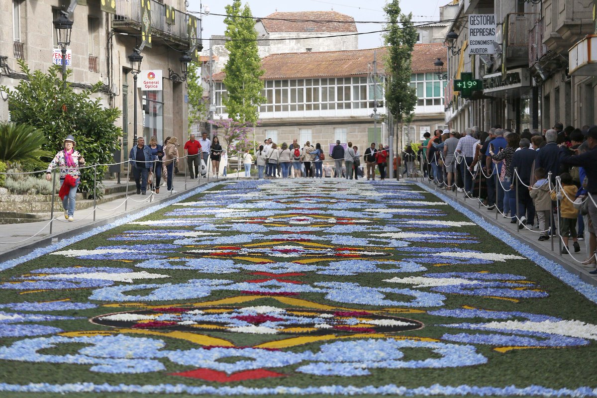 A <a href="/depo_es/">Deputación Pontevedra</a> destina 100.000€ a apoiar a 40 entidades turísticas da provincia 🔝

A Malla Tradicional de #Lalín, o Entroido de #Darbo, o Corpus de #Ponteareas, torneos como a X-One Race ou os obradoiros de marisqueo de <a href="/AmarCarril/">AmarCarril</a> son algunhas das iniciativas que se beneficiarán