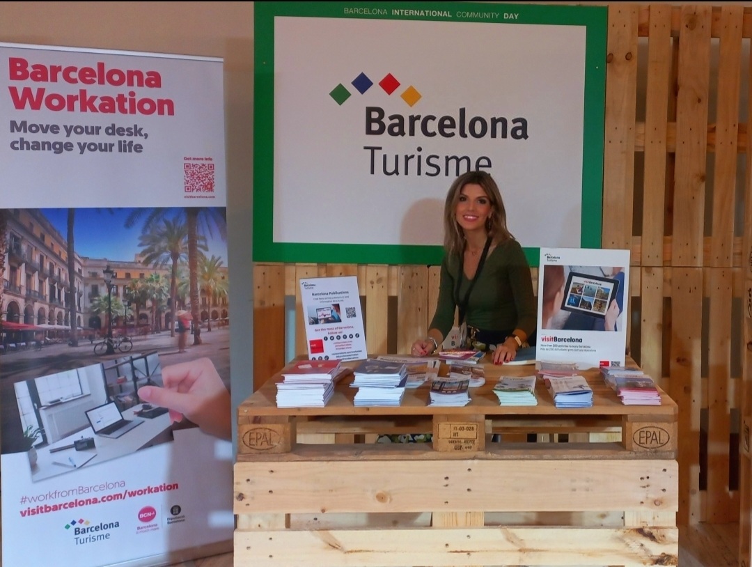 BarcelonaTurism's tweet photo. Avui som a les Drassanes al Community Day per donar la benvinguda i facilitar l’arribada de la comunitat estrangera a través de tota l’oferta pensada per a professionals vinguts d’arreu.
#BICD
#BarcelonaICD
@BarcelonaTurism @bcn_ajuntament @CambraBCN @MuseuMaritim https://t.co/pCHc2hDfFv
