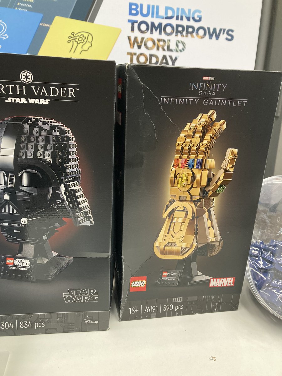 Como gran fan de las construcciones Lego necesito cualquiera de los dos para mi colección 💫 me ha encantado vuestra consola retro y la atención de Sandra y Miriam. Gracias por ser tan amables, ¡seguimos en contacto <a href="/altenspain/">ALTEN SPAIN</a>! #TRG23