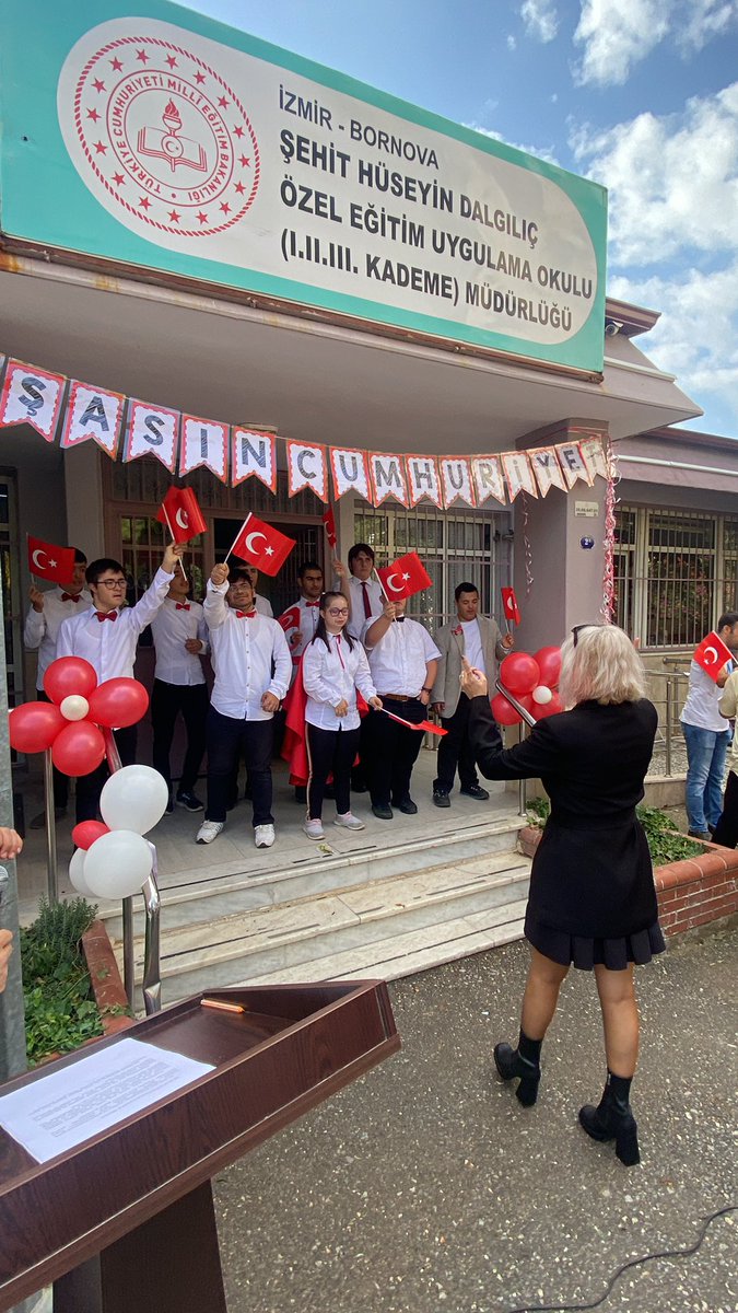 Cumhuriyet 100 yaşında
#Cumhuriyetinyüzüncüyılı#cumhuriyet#özeleğitim
<a href="/bornovamem/">Bornova İlçe Millî Eğitim Müdürlüğü</a>