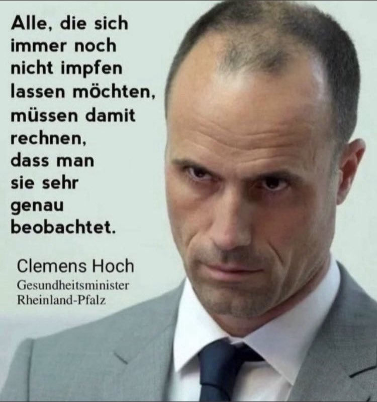 ElefantImRaum2's tweet photo. Lesenswert:
#PsychischeGewalt – Definition, Beispiele und Folgen im Strafrecht

“Psychische Gewalthandlungen können sehr unterschiedlich sein. Dazu können u.a. gehören:

•Isolation des Opfers
z.B. Kontaktverbot zur Familie und zu Freunden, Telefonverbot, Verbot, das Haus zu verlassen. Ziel ist es, den Betroffenen immer mehr zu isolieren und so in ihm das Gefühl aufkommen zu lassen, einsam zu sein.

•Beschimpfungen und Abwertungen
Ziel ist es, das Selbstwertgefühl und Selbstbewusstsein des Opfers zu zerstören, die geistige Gesundheit leidet, der Betroffene beginnt, am eigenen Wert und an der eigenen Identität zu zweifeln. Auch Diffamierungen in der Öffentlichkeit gehören zu den Ausprägungen der psychischen Gewalt.

•Drohungen und Nötigungen
Dem Opfer soll Angst gemacht werden. Die Drohungen müssen sich nicht unbedingt gegen das Opfer selbst richten, sondern können auch gegen Dritte gerichtet sein, etwa die Familie des Betroffenen. Psychische Gewalt kann derart einschüchternd sein, dass der Täter keinerlei physische Gewalt mehr anwenden muss, um seine Ziele zu erreichen.”

#Aufarbeitung
Viele #Coronamaßnahmen,  #2G und die Äußerungen vieler Medien und Politiker waren #Verbrechen. Es hilft nichts, dies nicht zu benennen. Es wird kein kollektives Vergessen geben. 

Aus: https://t.co/wI8PlRssQB