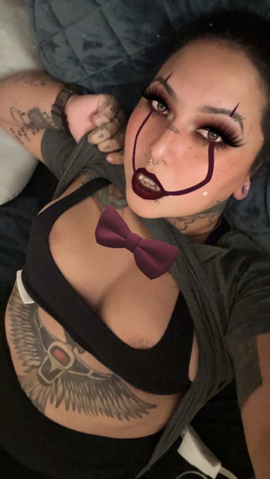 Hiya Georgie 🎈 https://t.co/rQupFnh4Sd<a href="/tag/spoilme"class="tags"><span>#spoilme</span></a>